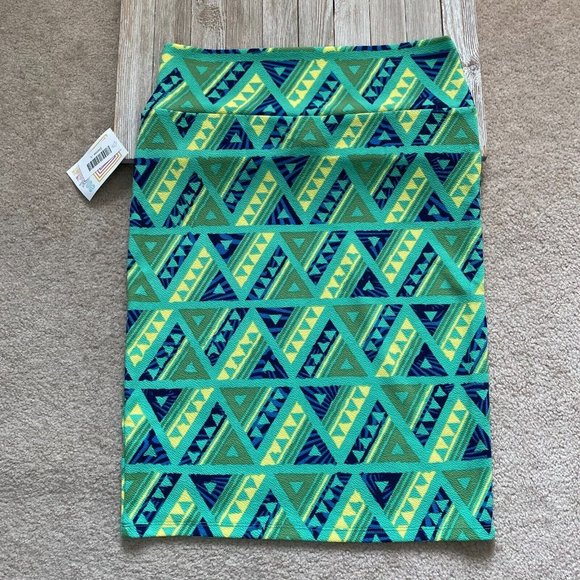 LuLaRoe Cassie L Green Yellow Blue Geometric Pattern Pencil Skirt NWT - Picture 11 of 13